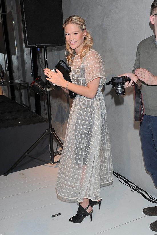 Zosia Ślotała przyciąga zdziwione spojrzenia (FOTO) Zosia Ślotała przyciąga zdziwione spojrzenia (FOTO)