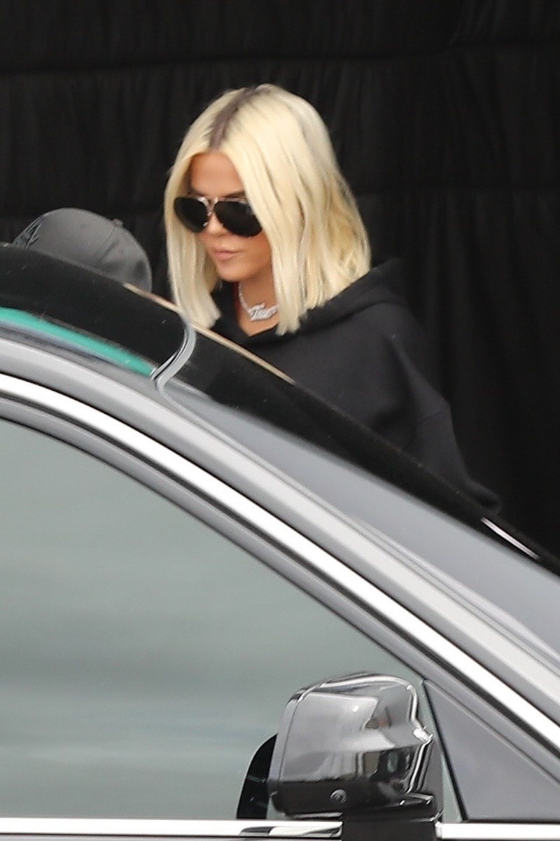 Khloe Kardashian sneaks out of a studio in Calabasas Khloe Kardashian