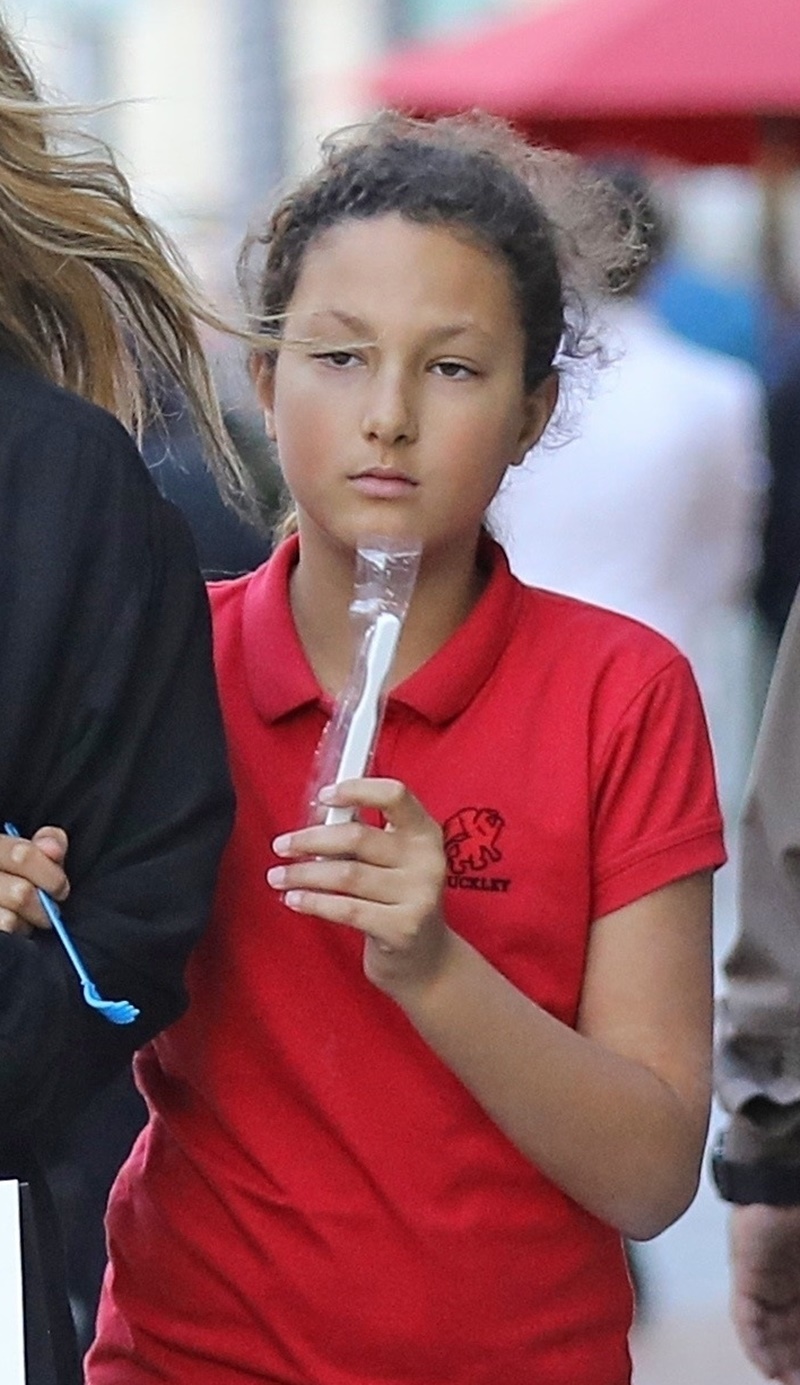 *EXCLUSIVE* Halle Berry takes Nahla and Maceo shopping in Beverly Hills Halle Berry