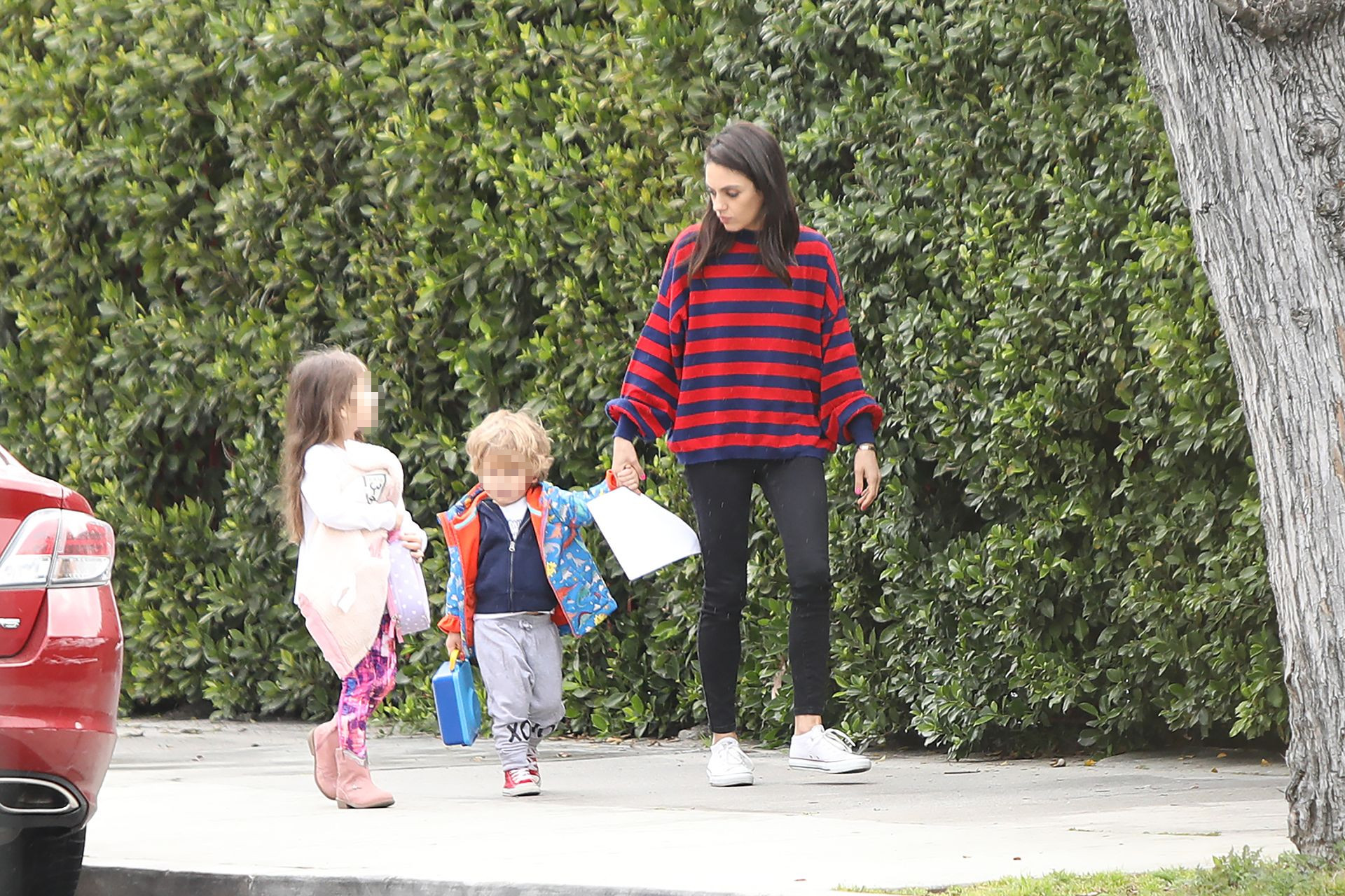 Mila Kunis z dziećmi