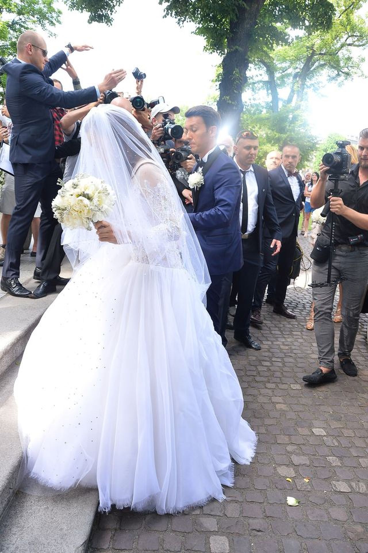 Agnieszka Radwańska w sukni ślubnej