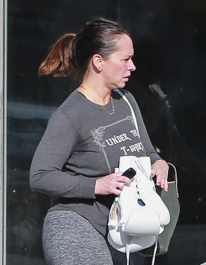 Jennifer Love Hewitt po wyjściu z siłowni w dresach i bez makijażu