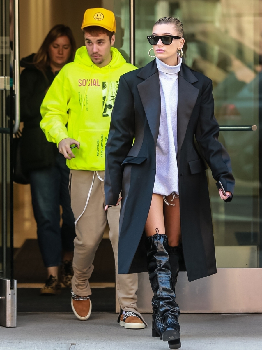 Justin Bieber i Hailey Baldwin wychodzą pokłóceni z apartamentu w Nowym Jorku