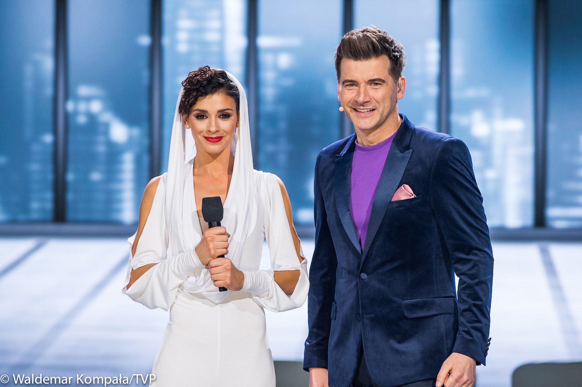 Klaudia Halejcio w Dance, Dance, Dance