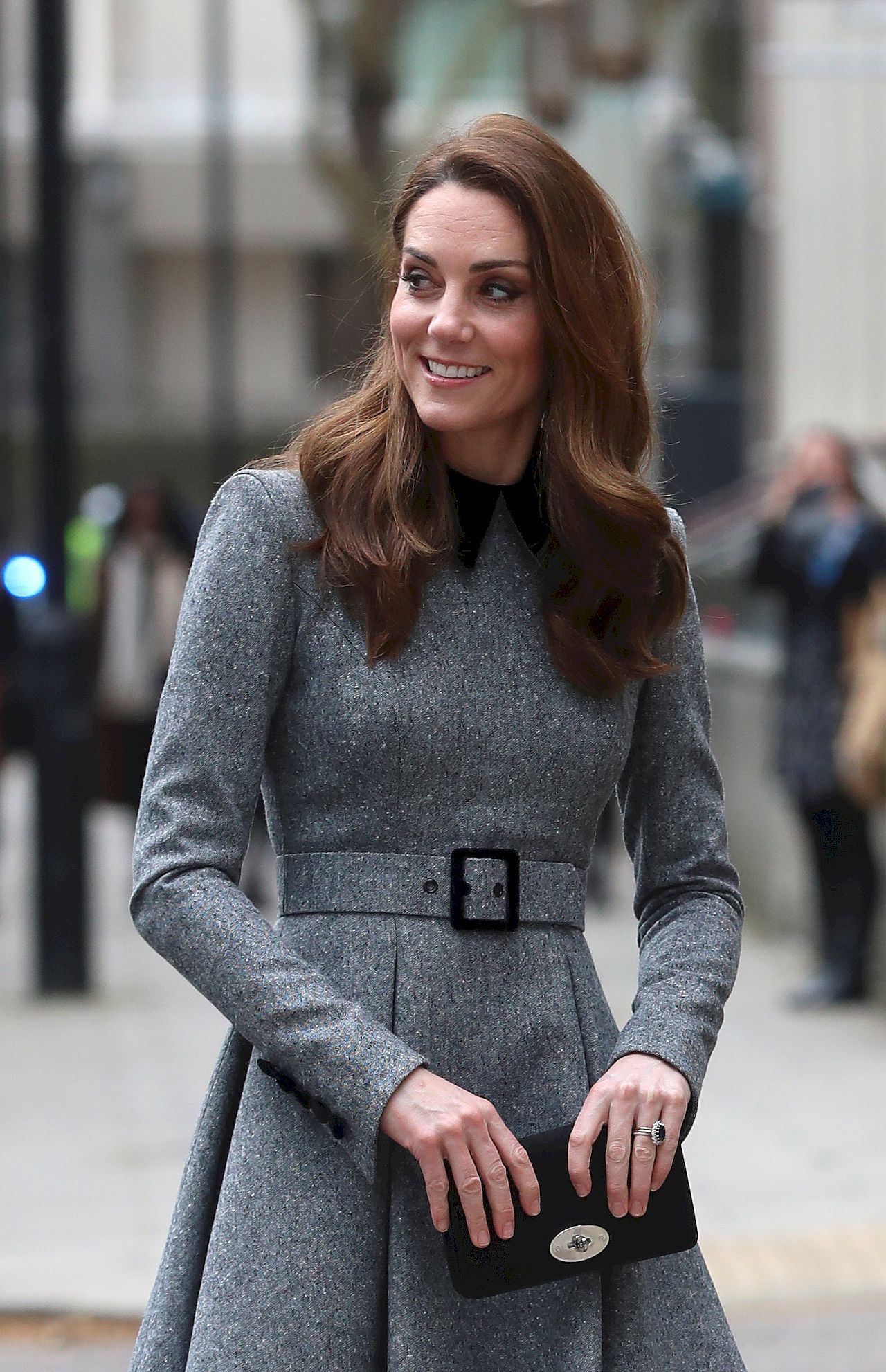 Kate Middleton na wystąpieniu solo z Elżbietą II