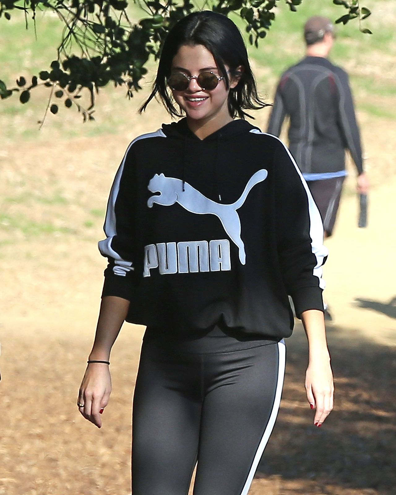 EXCLUSIVE: Selena Gomez takes a Christmas Eve hike in Los Angeles, CA
