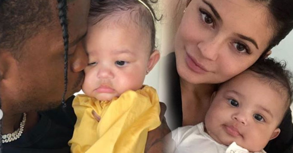 Kylie Jenner uczy Stormi pierwszych słów. Pochwaliła się rozczulającym nagraniem (VIDEO) Kylie Jenner uczy Stormi pierwszych słów. Pochwaliła się rozczulającym nagraniem (VIDEO)