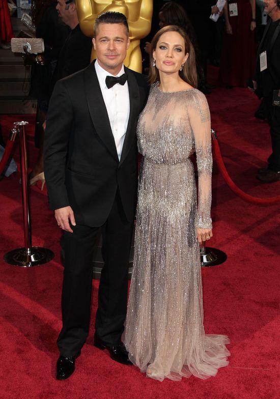 Angelina Jolie i Brad Pitt oficjalnie singlami. Jak wspominamy ich małżeństwo? Angelina Jolie i Brad Pitt oficjalnie singlami. Jak wspominamy ich małżeństwo?