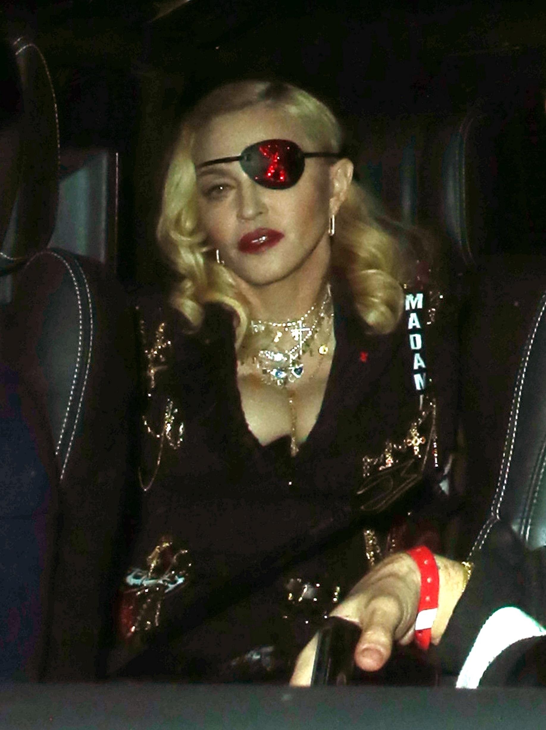 Madonna leaves MTV Studios in London / CRYSTAL PIX / BACKGRID , kod: