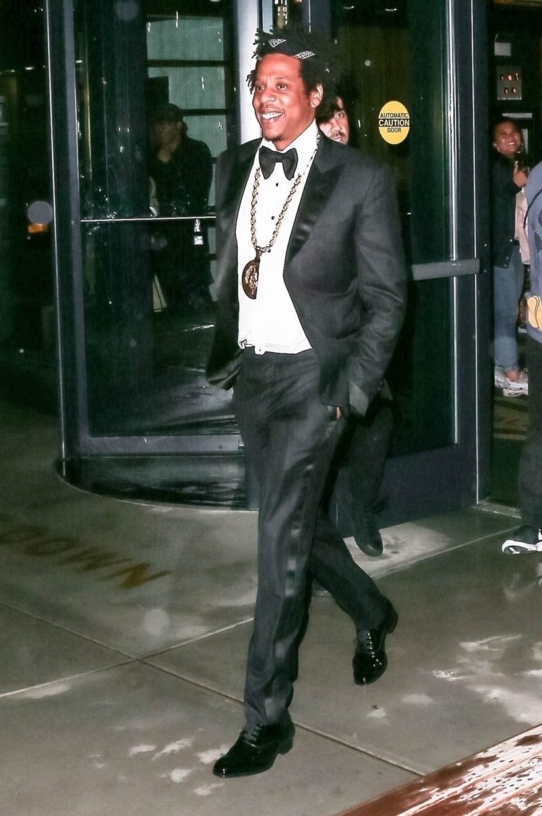 *EXCLUSIVE* Jay Z is in good spirits after his performance at Webster Hall *EXCLUSIVE* Jay Z is in good spirits after his performance at Webster Hall