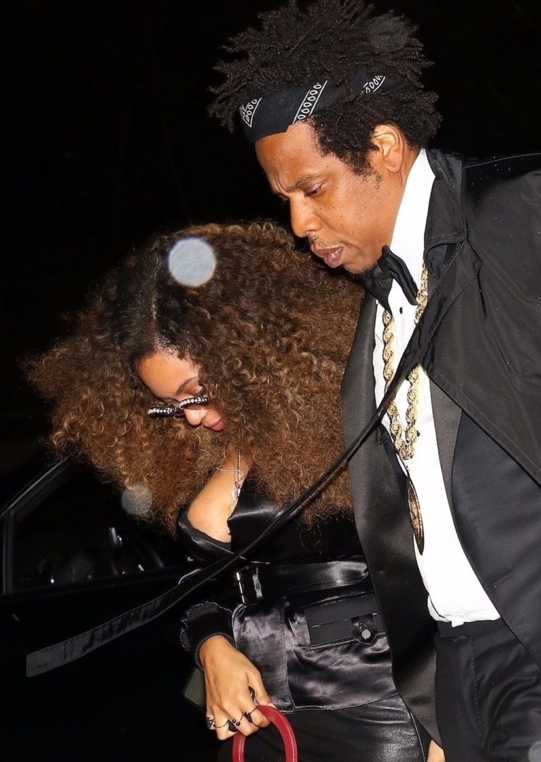 *EXCLUSIVE* Beyonce & Jay Z spotted heading out for dinner after his performance at Webster Hall *EXCLUSIVE* Beyonce & Jay Z spotted heading out for dinner after his performance at Webster Hall