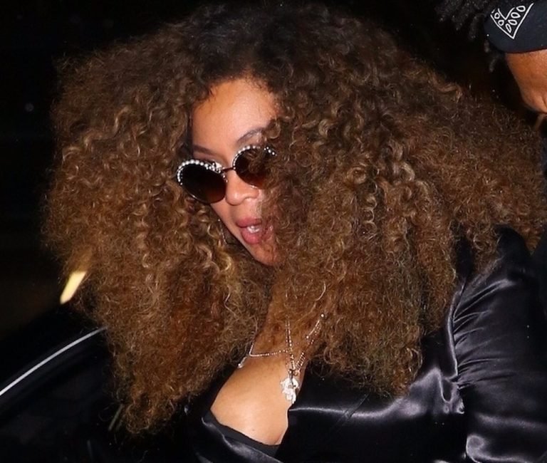 *EXCLUSIVE* Beyonce & Jay Z spotted heading out for dinner after his performance at Webster Hall *EXCLUSIVE* Beyonce & Jay Z spotted heading out for dinner after his performance at Webster Hall
