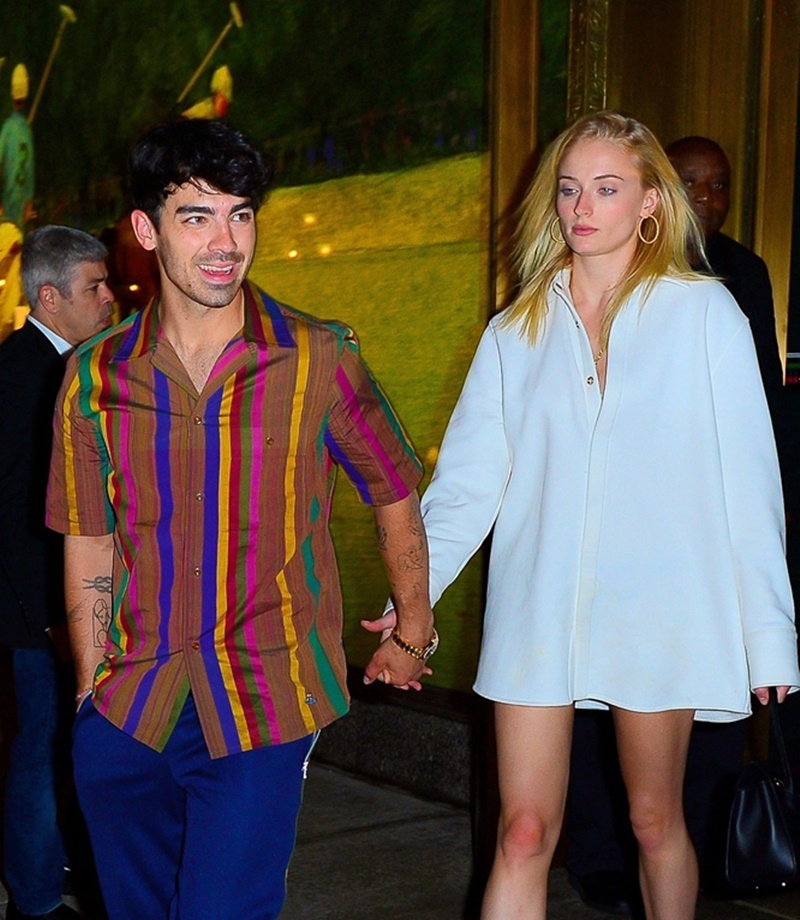Joe Jonas and Sophie Turner enjoy a double date with his brother Nick Jonas and Priyanka Chopra in NYC! Joe Jonas, Sophie Turner
