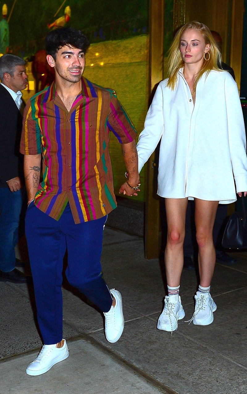 Joe Jonas and Sophie Turner enjoy a double date with his brother Nick Jonas and Priyanka Chopra in NYC! Joe Jonas, Sophie Turner