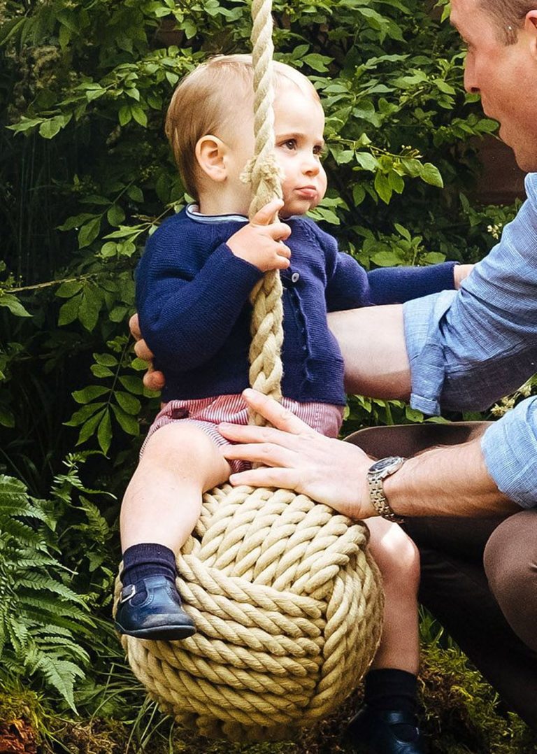 **STRICTLY EMBARGOED UNTIL 2230 BST SUNDAY MAY 19**  The Cambridge family visit Kate's 