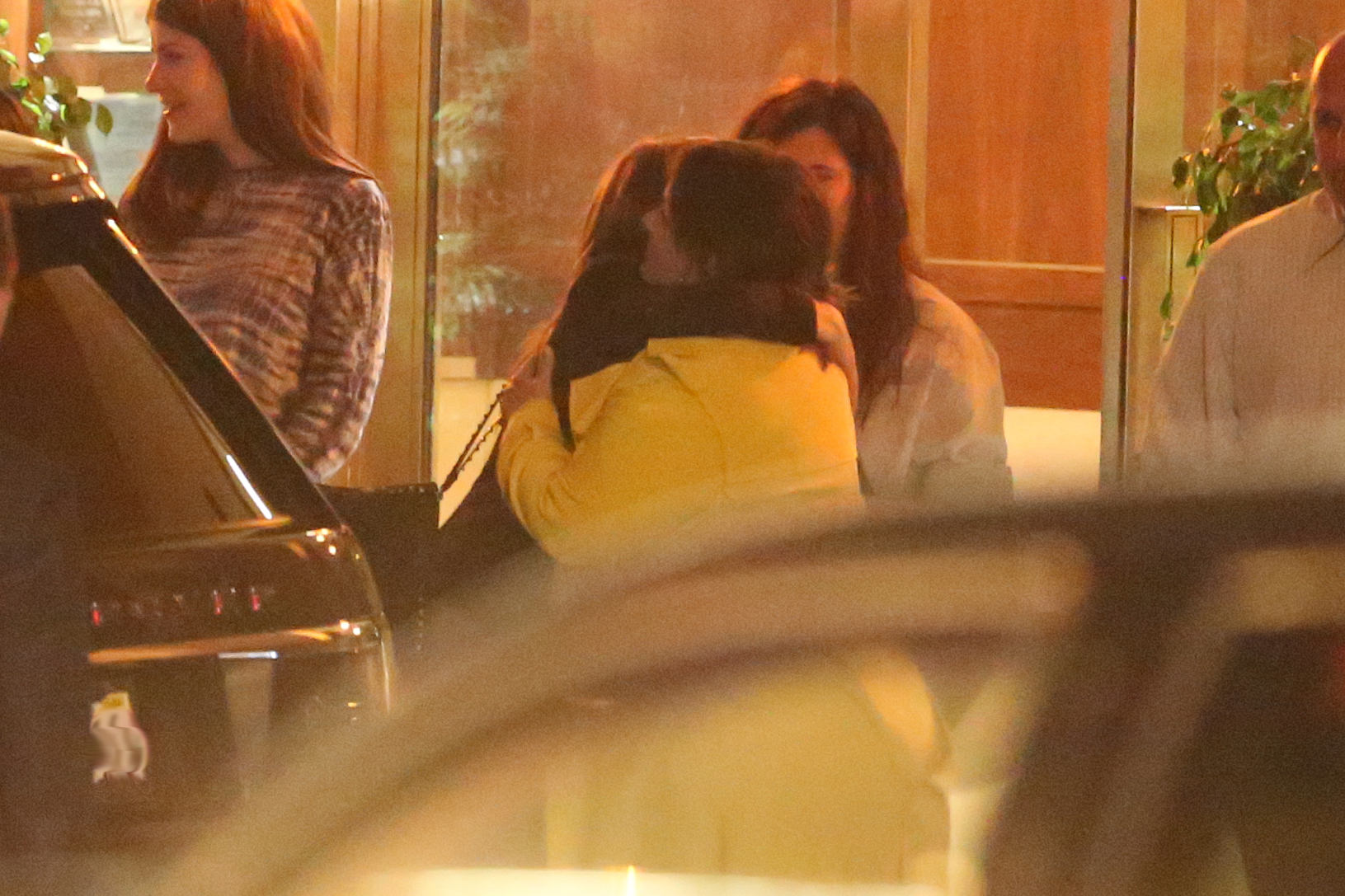 EXCLUSIVE: Jennifer Aniston and Melissa McCarthy have a girls night out at the Sunset Towers