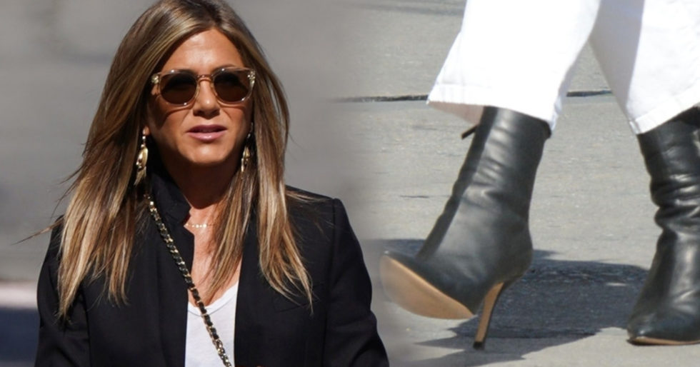 Ta stylizacja Jennifer Aniston byłaby udana, gdyby nie spodnie, które ZMASAKROWAŁY jej sylwetkę Ta stylizacja Jennifer Aniston byłaby udana, gdyby nie spodnie, które ZMASAKROWAŁY jej sylwetkę