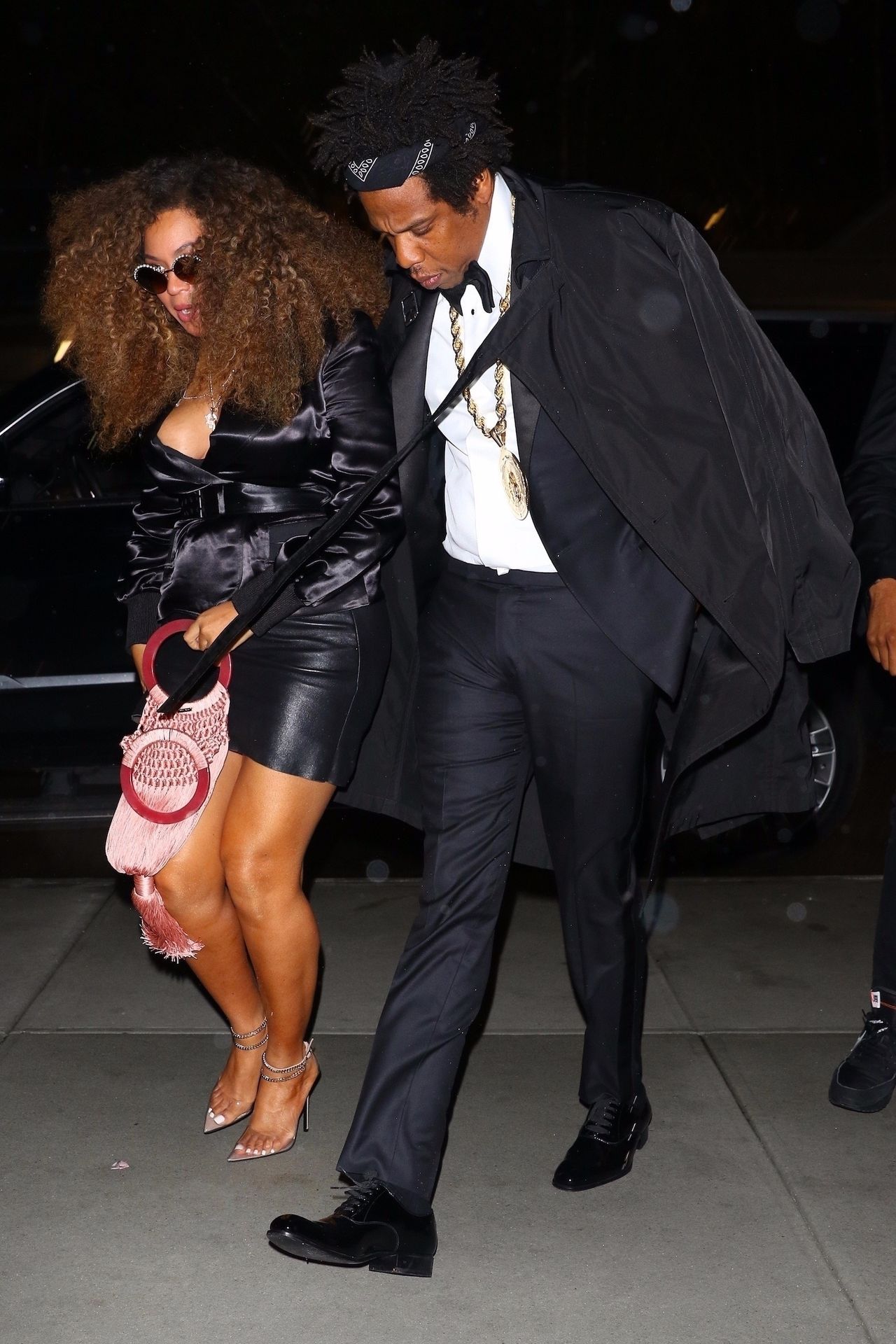 *EXCLUSIVE* Beyonce & Jay Z spotted heading out for dinner after his performance at Webster Hall