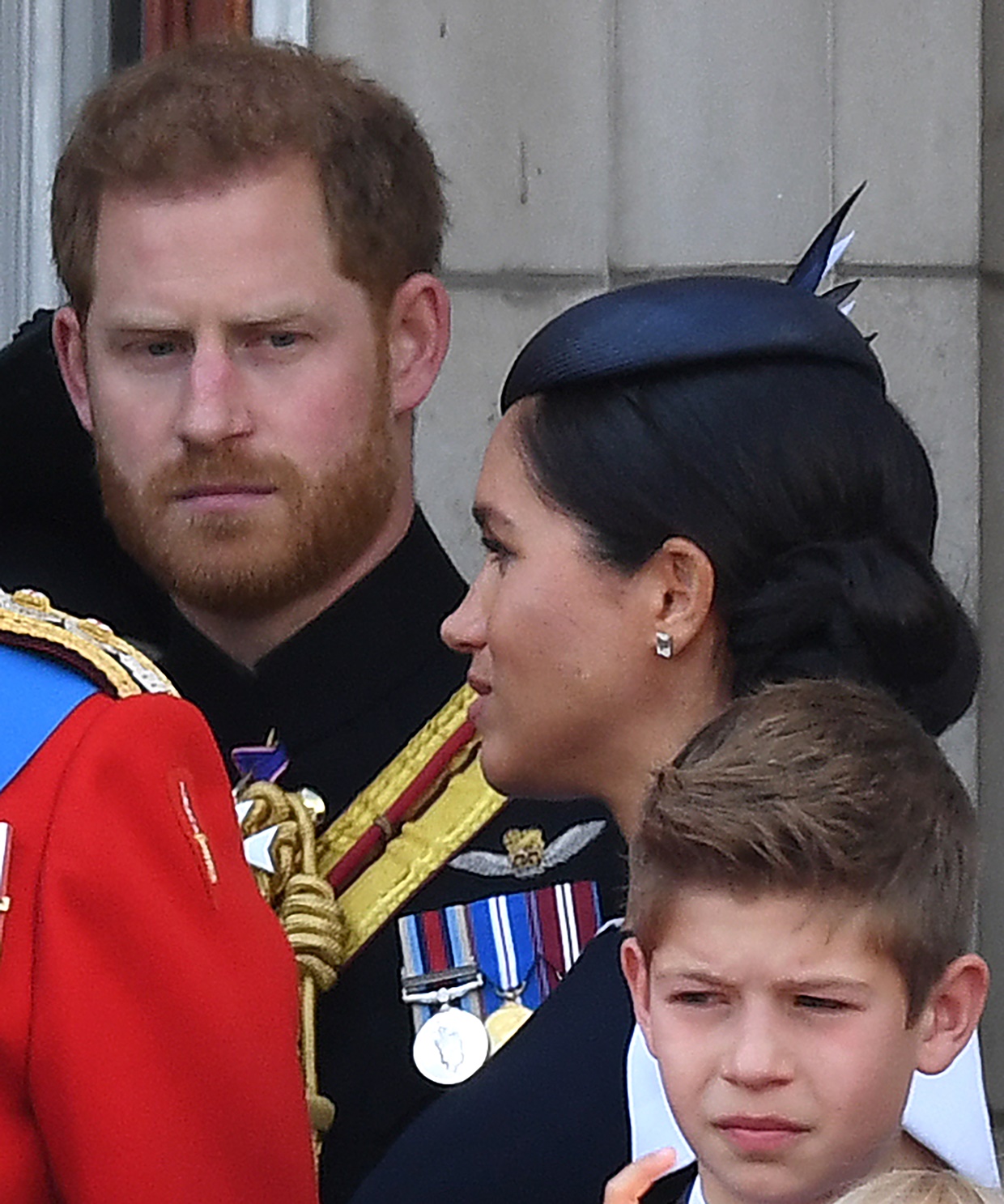 Prince Harry appears to tell Meghan to 