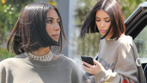 Kim Kardashian w wielkiej, szerokie bluzie. Wygląda świetnie! (ZDJĘCIA) Kim Kardashian w wielkiej, szerokie bluzie. Wygląda świetnie! (ZDJĘCIA)