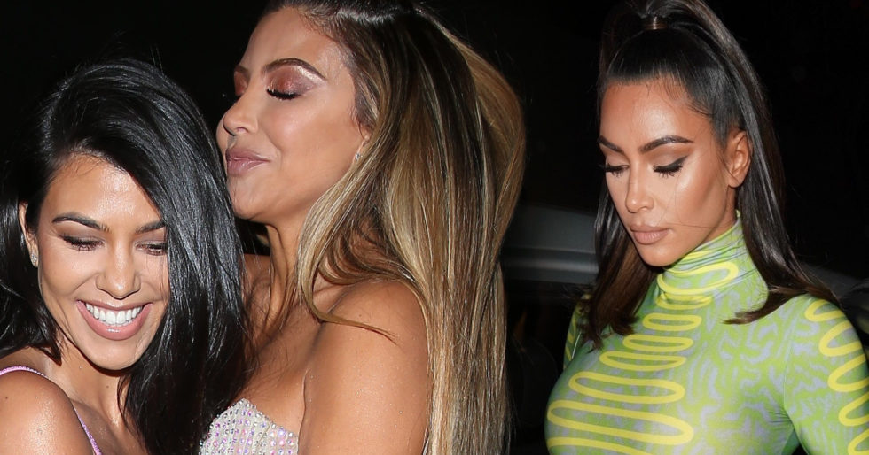 Kim i Kourtney Kardashian imprezują z przyjaciółką (ZDJĘCIA) Kim i Kourtney Kardashian imprezują z przyjaciółką (ZDJĘCIA)