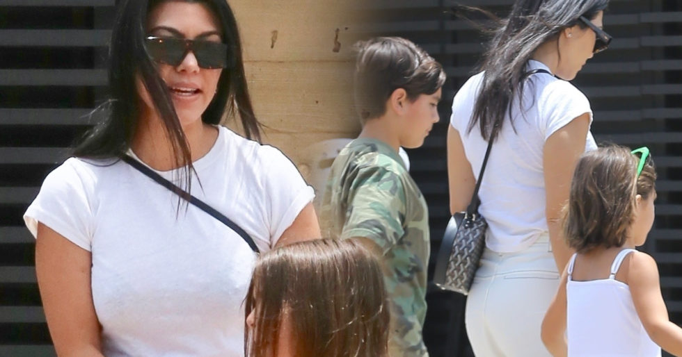 Kourtney Kardashian z dziećmi na lunchu – czy tak POWINNA się ubierać 6-letnia dziewczynka? (ZDJĘCIA) Kourtney Kardashian z dziećmi na lunchu – czy tak POWINNA się ubierać 6-letnia dziewczynka? (ZDJĘCIA)