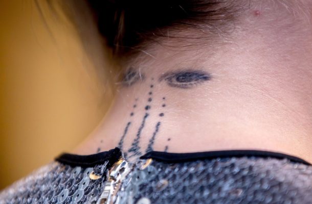 Która gwiazda ma oczy na… szyi? (ZDJĘCIA)