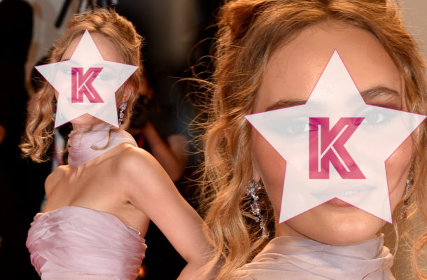Lily Rose Depp PRZESADZIŁA z makijażem na czerwonym dywanie w Wenecji (ZDJĘCIA)