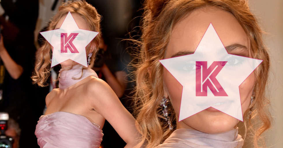 Lily Rose Depp PRZESADZIŁA z makijażem na czerwonym dywanie w Wenecji (ZDJĘCIA) Lily Rose Depp PRZESADZIŁA z makijażem na czerwonym dywanie w Wenecji (ZDJĘCIA)