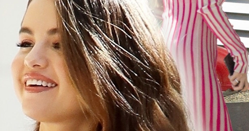 Szczęśliwa Selena Gomez w drodze do radia. Idealnie zatuszowała krągłości Szczęśliwa Selena Gomez w drodze do radia. Idealnie zatuszowała krągłości