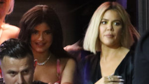 Khloe Kardashian i Kylie Jenner spotkały się z… ex mężem i byłym chłopakiem (ZDJĘCIA) Khloe Kardashian i Kylie Jenner spotkały się z… ex mężem i byłym chłopakiem (ZDJĘCIA)