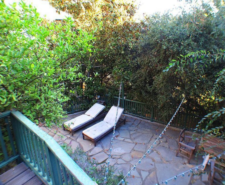 Actor Colin Farrell is looking to sell his home in the Hollywood Hills, Los Angeles for $1.49 million.