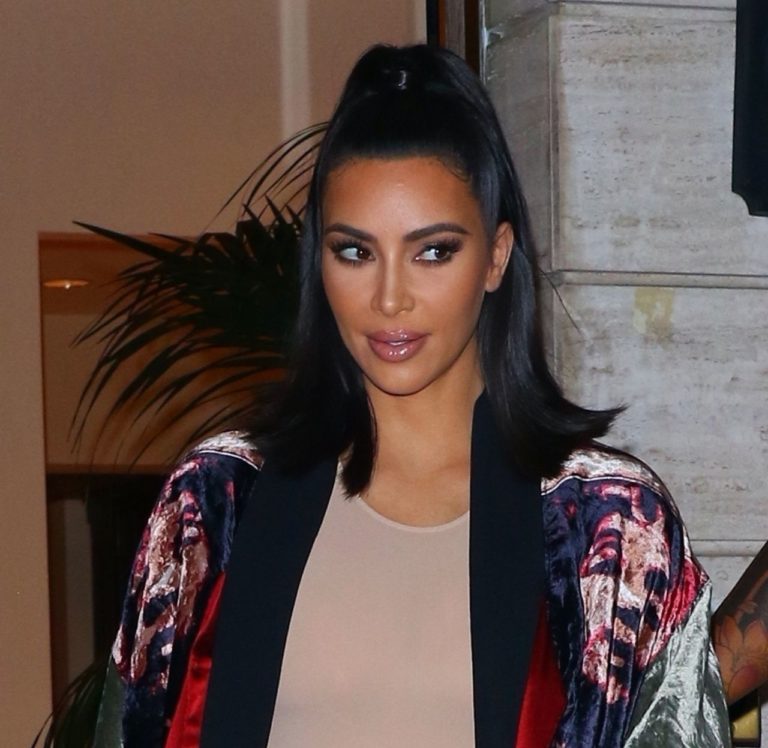 *EXCLUSIVE* Kim Kardashian dons a floral kimono as she leaves to Sunday Service with North and Kanye West *EXCLUSIVE* Kim Kardashian dons a floral kimono as she leaves to Sunday Service with North and Kanye West