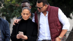 Kiedy Ty liczysz, ile zostało w portfelu po świętach, Jennifer Lopez kupuje sobie… TO (ZDJĘCIA) Kiedy Ty liczysz, ile zostało w portfelu po świętach, Jennifer Lopez kupuje sobie… TO (ZDJĘCIA)