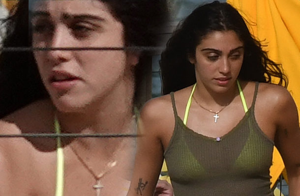 Córka Madonny w bikini z nowym chłopakiem na plaży w Miami (ZDJĘCIA)