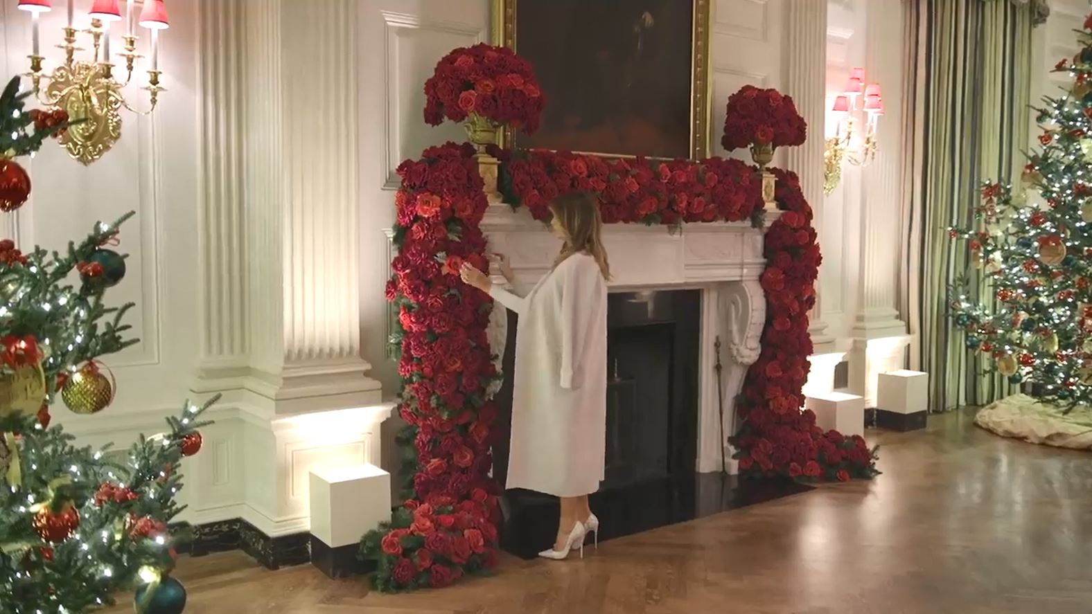 OMG! Tak Melania Trump udekorowała na święta Biały Dom. Jeszcze nigdy nie było takiego efektu OMG! Tak Melania Trump udekorowała na święta Biały Dom. Jeszcze nigdy nie było takiego efektu