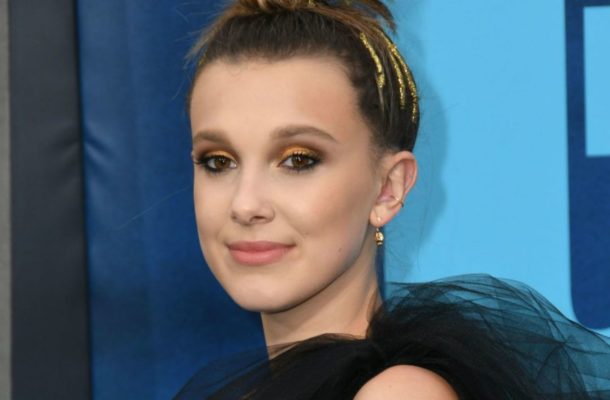 Pracownicy Millie Bobby Brown „cenzurują” dla niej social media, bo „ciężko je znosi”