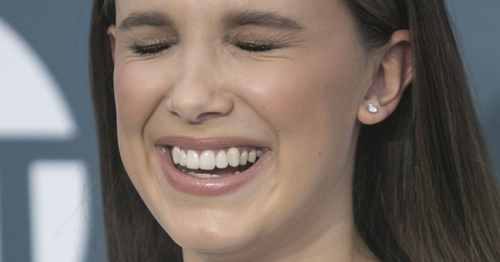 Millie Bobby Brown wygląda jak mama dwójki dzieci z poważnym KREDYTEM (ZDJĘCIA) Millie Bobby Brown wygląda jak mama dwójki dzieci z poważnym KREDYTEM (ZDJĘCIA)
