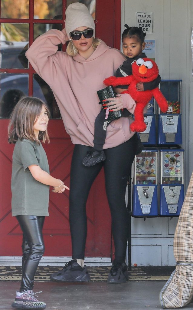 Khloe Kardashian z True i Penelope