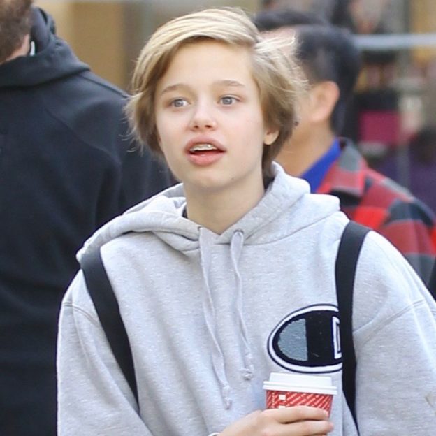 Shiloh-Jolie Pitt w krótkich włosach
