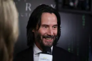 Keanu Reeves przyszedł na ślub pewnej brytyjskiej pary, „Był taki miły i przyjacielski” [ZDJĘCIA]