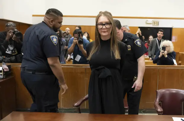 Anna Delvey udzieliła pierwszego wywiadu od wyjścia z więzienia. Jej nowa kariera nadal szokuje