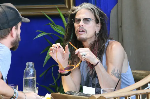 Steven Tyler z Aerosmith wyszedł z odwyku i ma zamiar wrócić na scenę