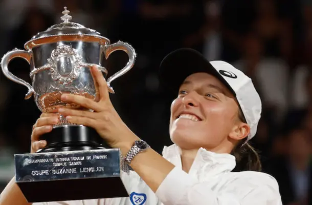 Iga Świątek w finale Wimbledonu! Kim są jej rodzice? O mamie mówi bardzo mało