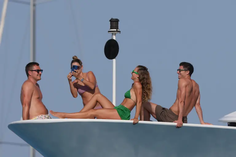 Cerrado.ROBERT LEWANDOWSKI EN IBIZA Cerrado.ROBERT LEWANDOWSKI EN IBIZA