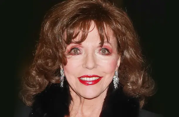 89-letnia Joan Collins zabrana helikopterem do szpitala