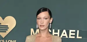 Bella Hadid zachwyciła w złotej kreacji. To będzie hit tegorocznego Sylwestra? Bella Hadid zachwyciła w złotej kreacji. To będzie hit tegorocznego Sylwestra?