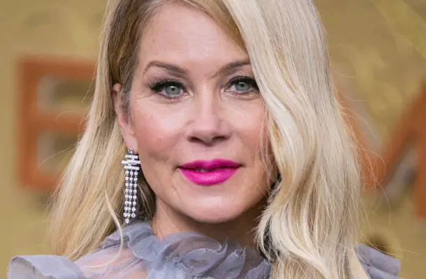 Christina Applegate przytyła 20kg z powodu choroby. Tak wygląda teraz