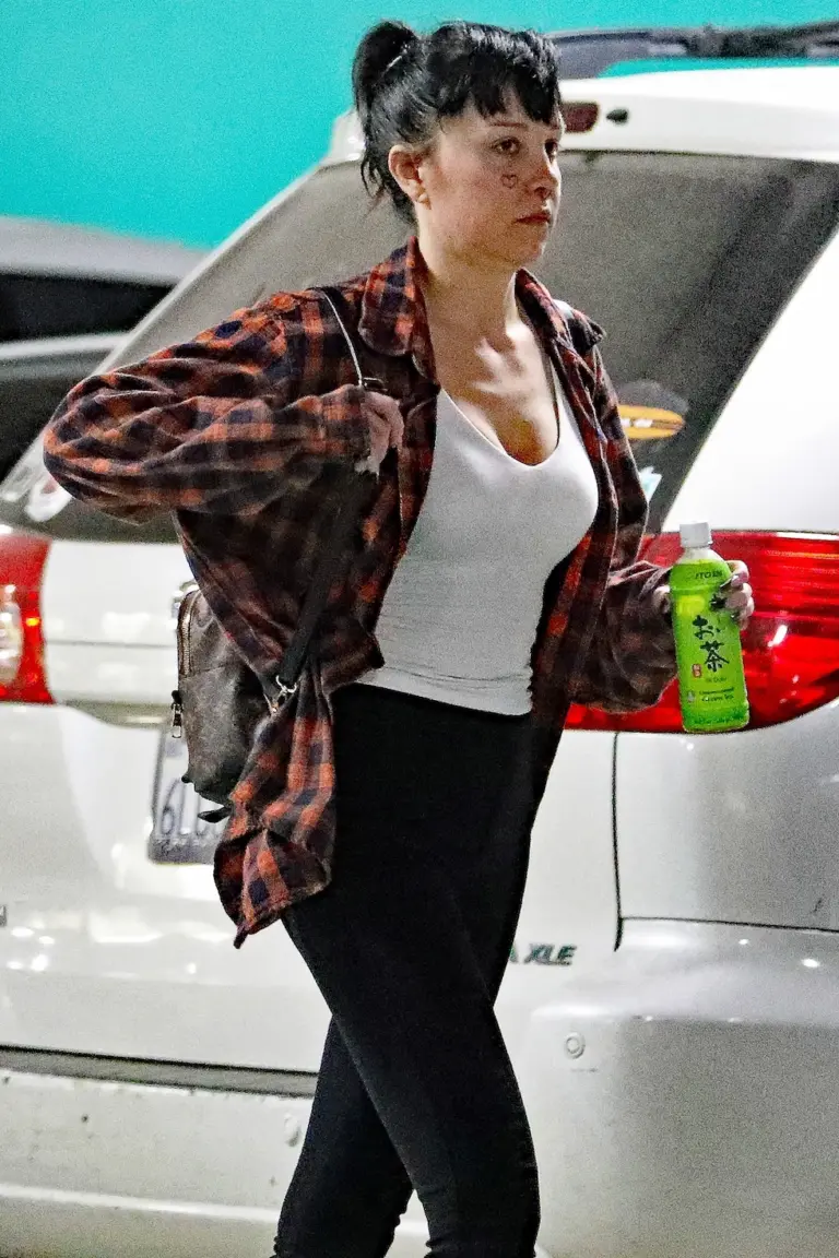 *EXCLUSIVE* Amanda Bynes is seen for the first time after news she will Join ‘All That’ Cast Reunion in First Public Appearance Since Conservatorship Ended