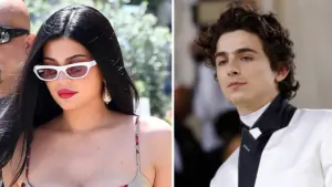Kylie Jenner ujawniła zdjęcie swojego chłopaka na tapecie smartfona Kylie Jenner ujawniła zdjęcie swojego chłopaka na tapecie smartfona